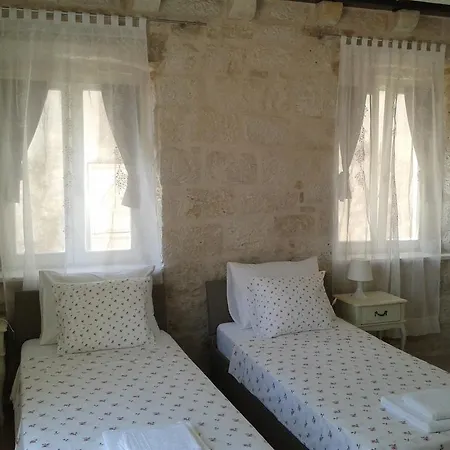 Gostinjska kuća Milion 3*