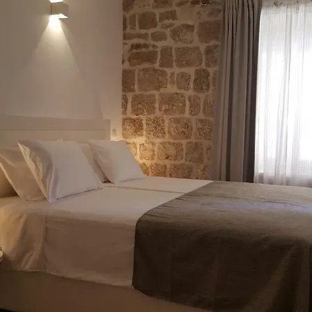 Milion Gostinjska kuća
