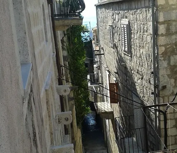 Milion Korcula Town