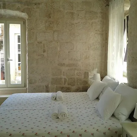 米利安旅馆 科尔丘拉